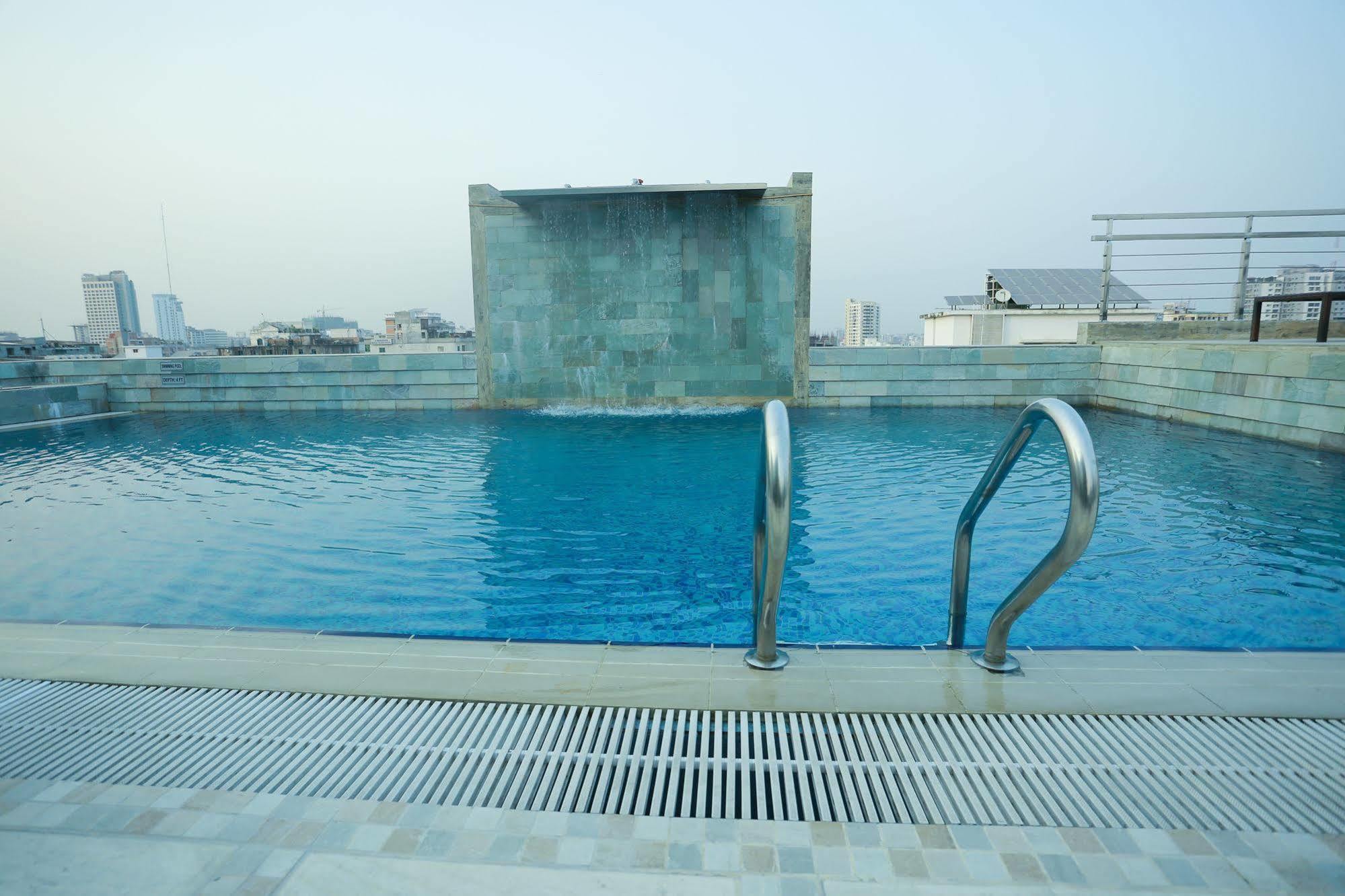 Coventina Lake Suites Dhaka Esterno foto